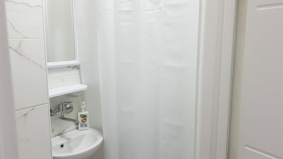 Central View Apartment Скопье Экстерьер фото