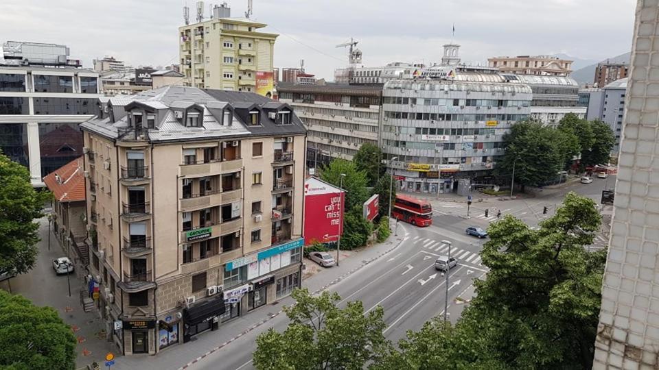 Central View Apartment Скопье Экстерьер фото